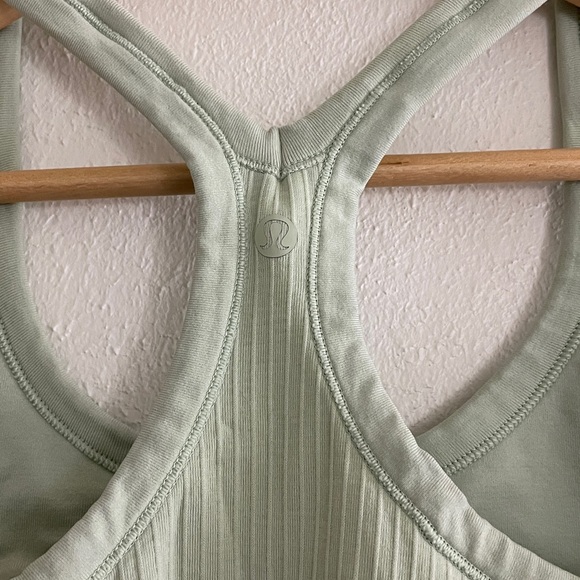 Lululemon Racerback Tank Ribbed Crop Sports Top - Picture 11 of 14